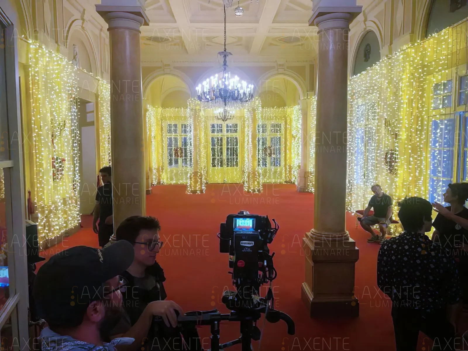 Cascata di luci per evento serale