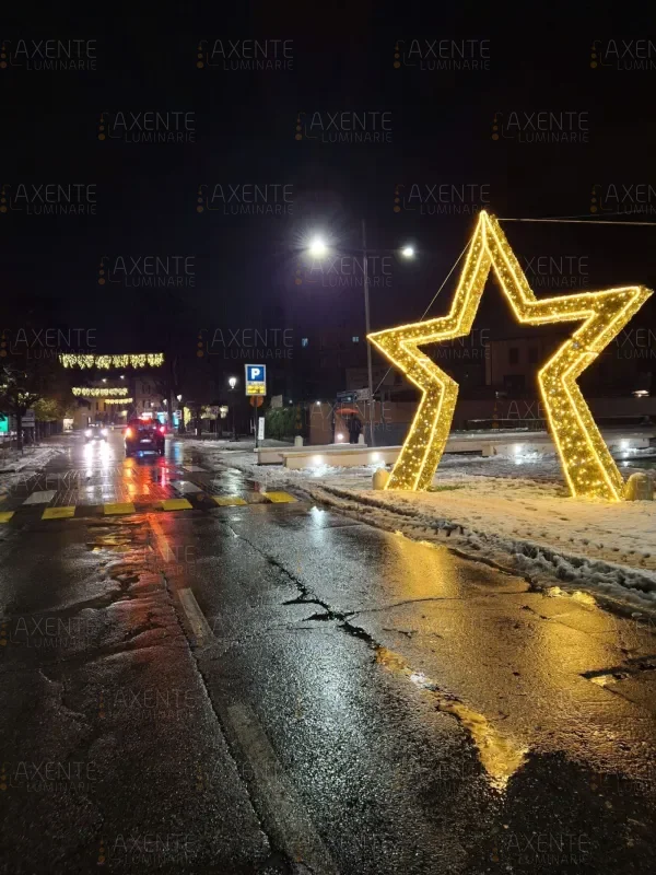 Decorazioni luminose per feste patronali